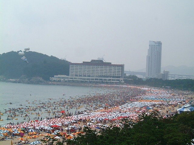 Une des plages les plus fréquentées au monde ! - 4 04 korea 89081 Une des plages les plus fréquentées au monde !