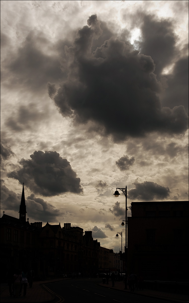 oxford_broadstreet_clouds